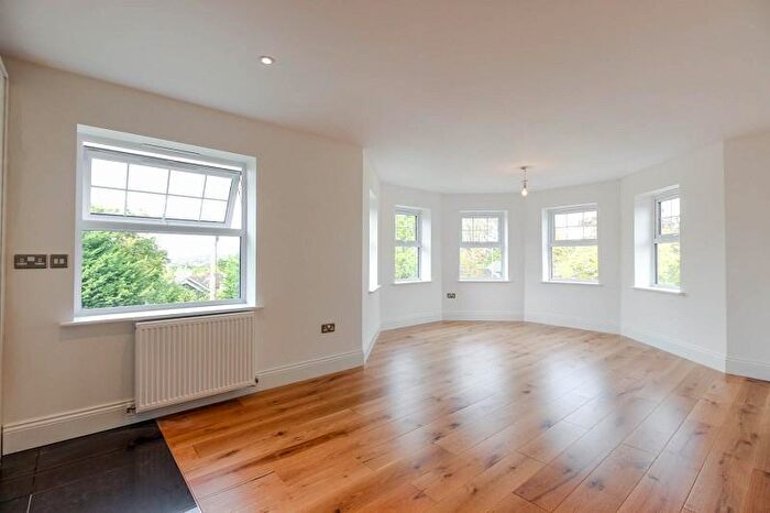 2 Bedroom Apartment To Rent In Fawn Heights, Stag Lane, Buckhurst Hill, IG9