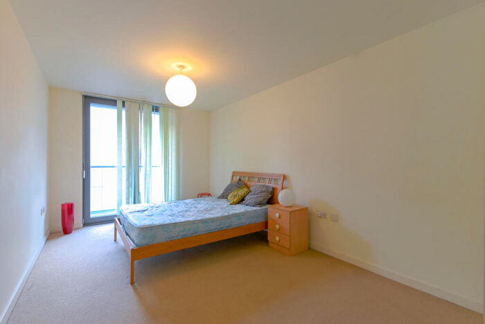 1 Bedroom Flat For Sale In Icona Point, Stratford, E15