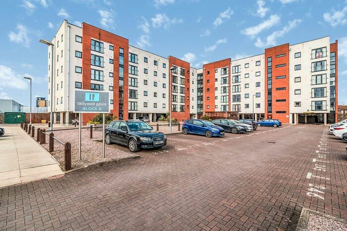 1 Bedroom Flat To Rent In Pilgrims Way, Salford, M50