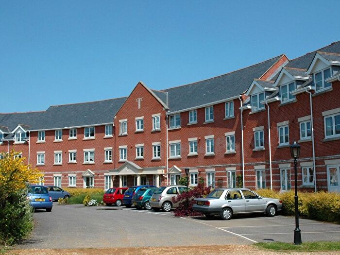 2 Bedroom Flat For Sale In Blenheim Court, Christchurch, BH23