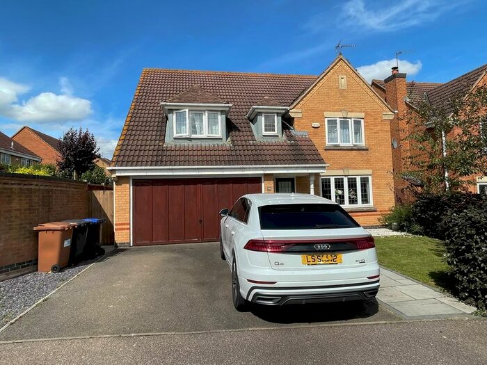 4 Bedroom Detached House To Rent In Woodgate Road, Wootton, Northampton, NN4