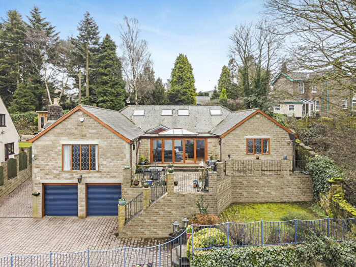 5 Bedroom Detached House For Sale In Stoney Ridge Road, Bingley, West Yorkshire, BD16