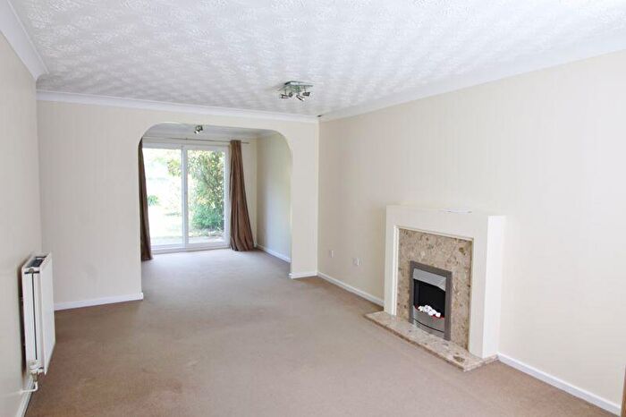 3 Bedroom Semi Detached House To Rent In Salon Way, Stukeley Meadows, Huntingdon., PE29