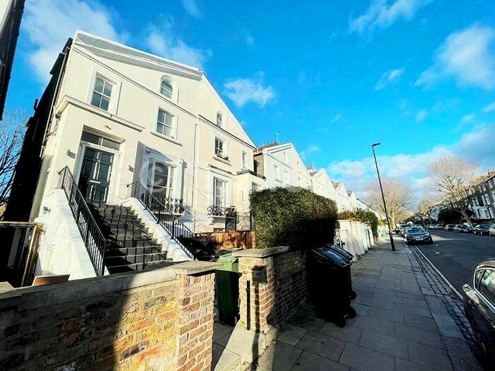 4 Bedroom Flat To Rent In St. Augustines Road, London, NW1