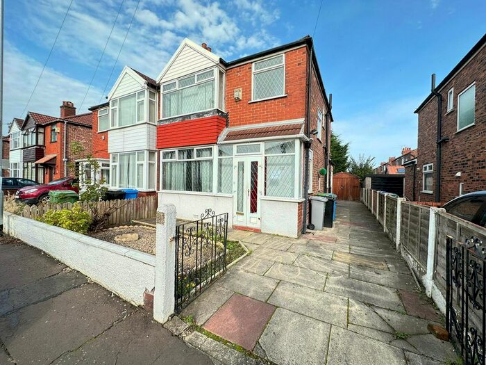 3 Bedroom Semi-Detached House To Rent In Milton Road, Manchester, M32