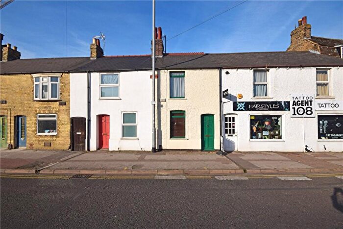 2 Bedroom Terraced House To Rent In Newmarket Road, Cambridge, CB5