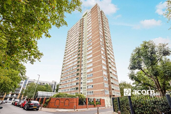 2 Bedroom Flat To Rent In Yelverton Road, London, SW11