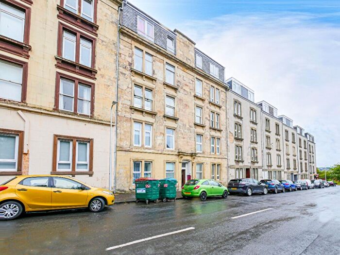 2 Bedroom Flat To Rent In Baffin Street, Dundee, DD4