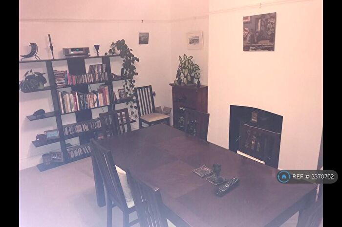 4 Bedroom Semi-Detached House To Rent In Downs Cote Drive, Bristol, BS9