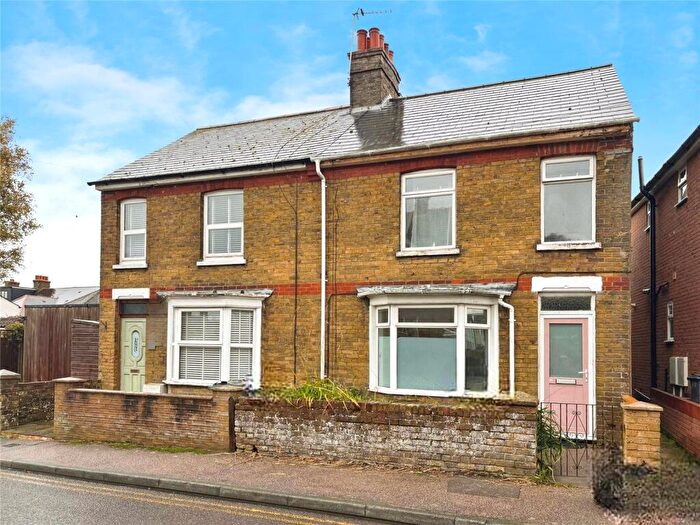 3 Bedroom Semi-Detached House For Sale In Middle Deal Road, Deal, Kent, CT14