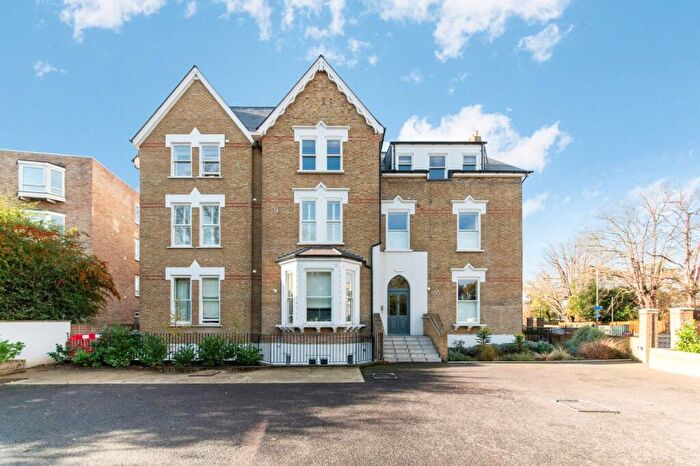1 Bedroom Apartment For Sale In Copers Cope Road, Beckenham, BR3