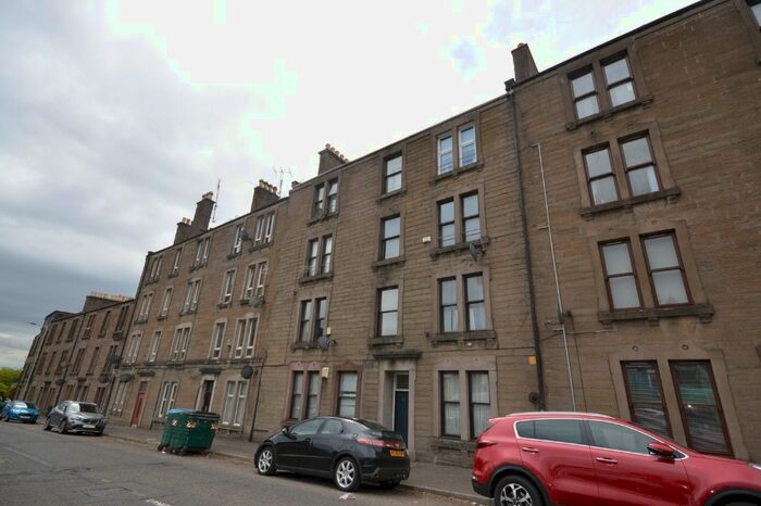 1 Bedroom Flat To Rent In Gardner Street, Law, Dundee, DD3