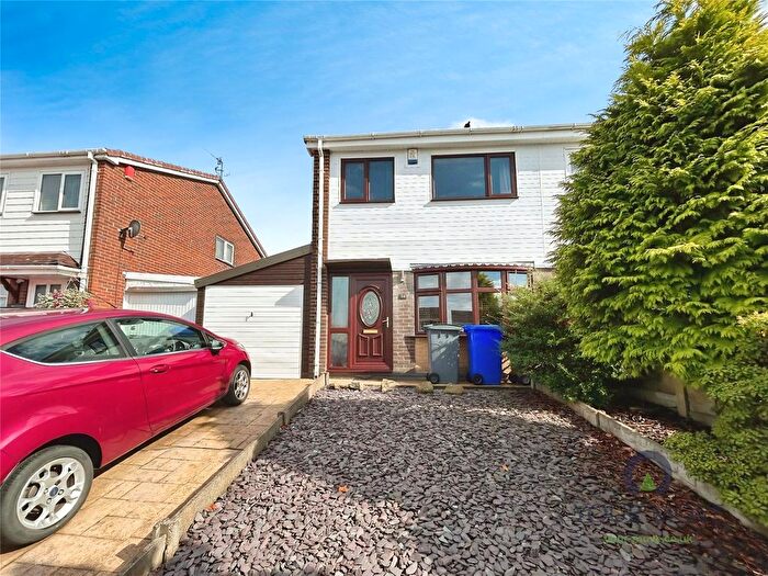 3 Bedroom Semi-detached House For Sale In Carroll Drive, Meir Hay, Stoke On Trent, Staffordshire, ST3