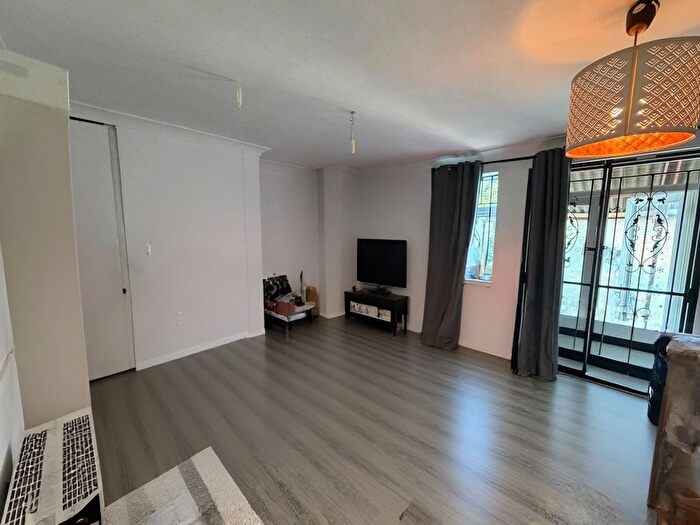 4 Bedroom Terraced House To Rent In Monk Drive, London, E16