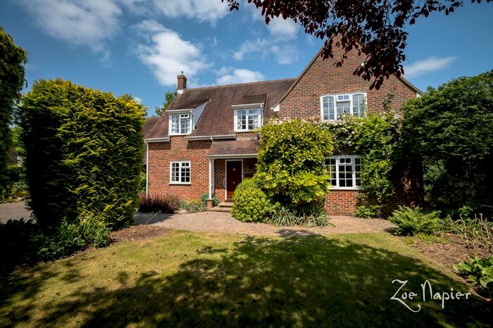 4 Bedroom Detached House For Sale In Brent Hall Road, Finchingfield, Braintree, CM7