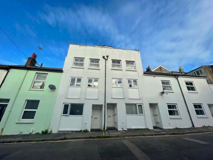 4 Bedroom House To Rent In Kingsbury Street, Brighton, East Sussex, BN1