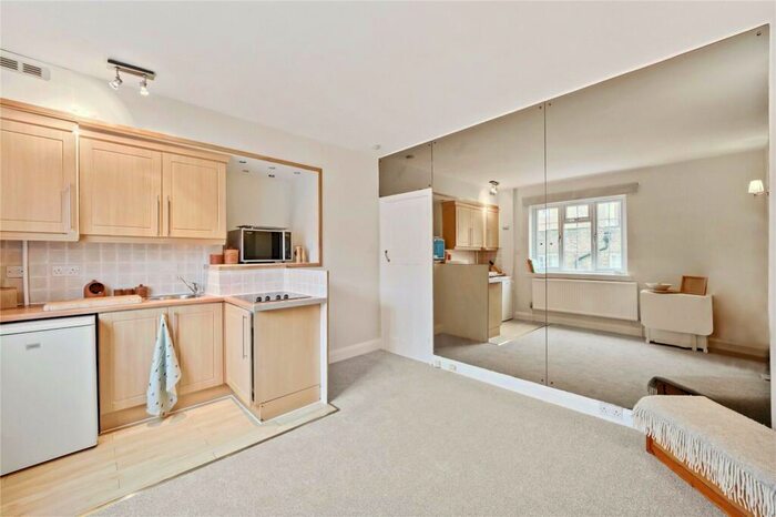 1 Bedroom Flat To Rent In Cedric Chambers, Northwick Close, NW8