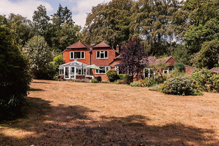 5 Bedroom Detached House For Sale In Birches Lane, Burrows Cross, Gomshall, Guildford, GU5
