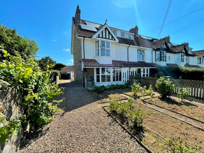 Houses for sale & to rent in TR2 4EP, Grampound Road, Ladock, St