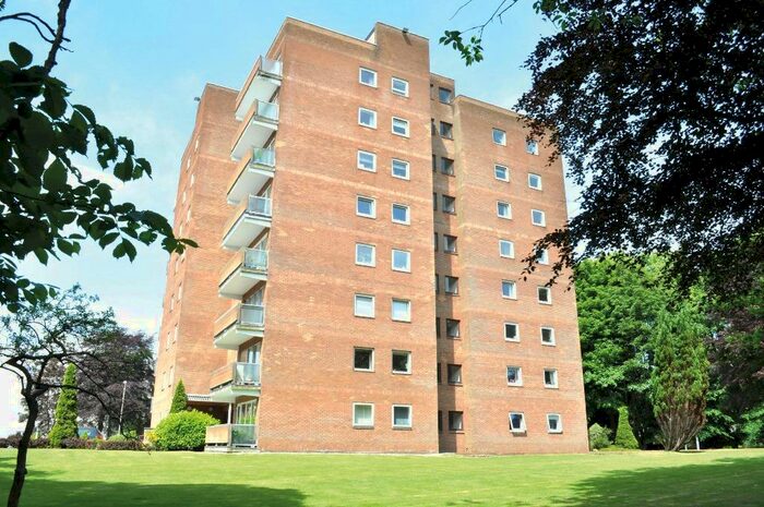 1 Bedroom Flat To Rent In Norwood Park, Bearsden, East Dunbartonshire, G61