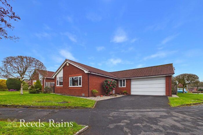 3 Bedroom Bungalow For Sale In The Farthings, Chorley, Lancashire, PR7