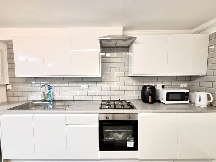 4 Bedroom Terraced House To Rent In Aisgill Avenue, London, W14