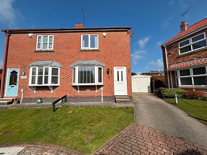 2 Bedroom Semi-Detached House To Rent In Village Farm Road, Preston, Hull, East Riding Of Yorkshire, HU12