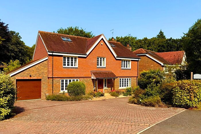 5 Bedroom Detached House For Sale In Thakeham Copse, Storrington, West Sussex, RH20
