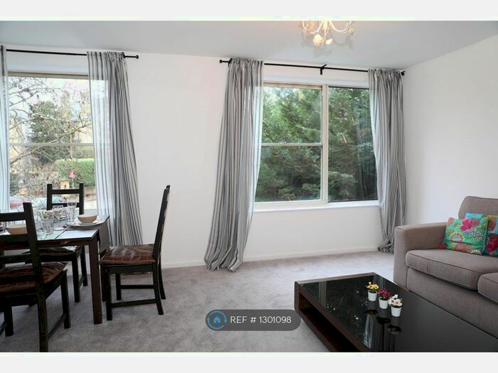 1 Bedroom Flat To Rent In St. Johns Park, London SE3