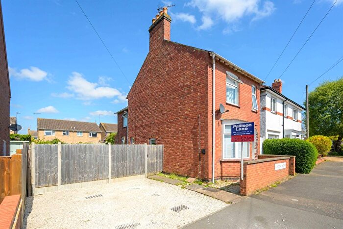 3 Bedroom Detached House For Sale In Blandford Avenue, Kettering, NN16