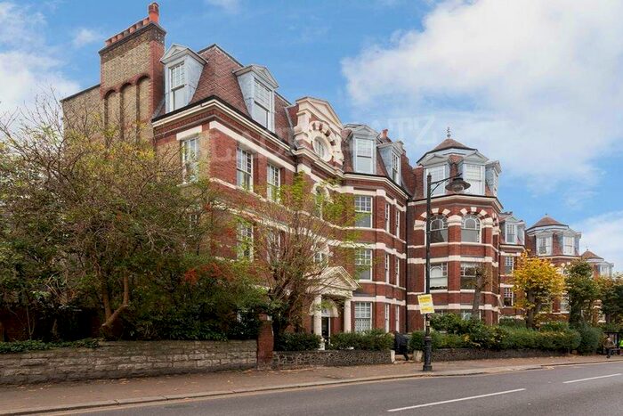 3 Bedroom Flat To Rent In Hornsey Lane, N6