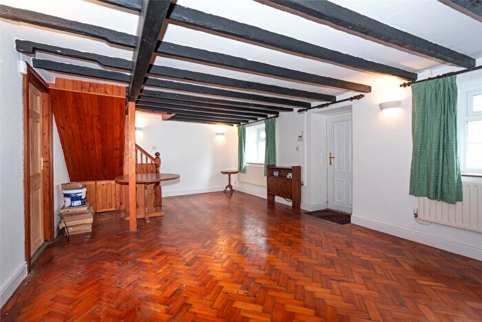 2 Bedroom Link Detached House For Sale In Brynsiencyn, Llanfairpwll, Isle Of Anglesey, LL61