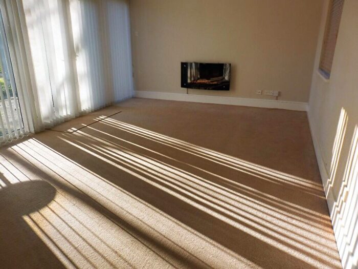 1 Bedroom Flat To Rent In Tree Hamlets, Poole, Dorset, BH16