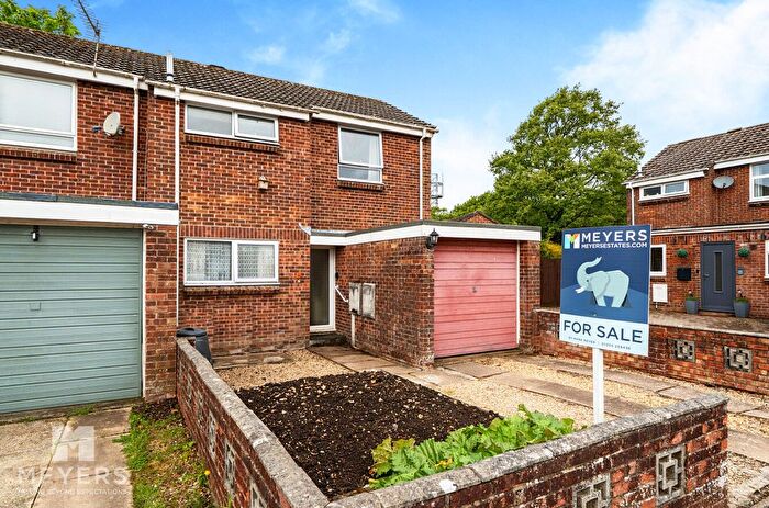 2 Bedroom End Of Terrace House For Sale In Airfield Close, Dorchester, DT2