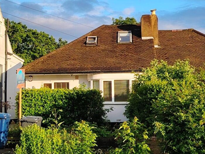 2 Bedroom Bungalow For Sale In Bittacy Rise, London, NW7