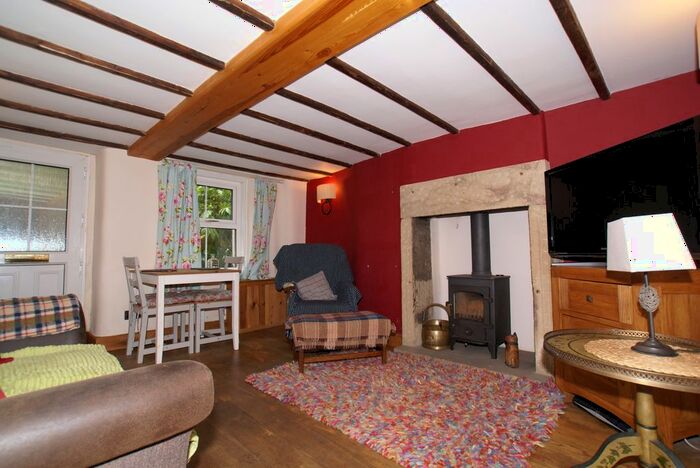 1 Bedroom Cottage To Rent In Yeoman Street, Bonsall, Matlock, DE4