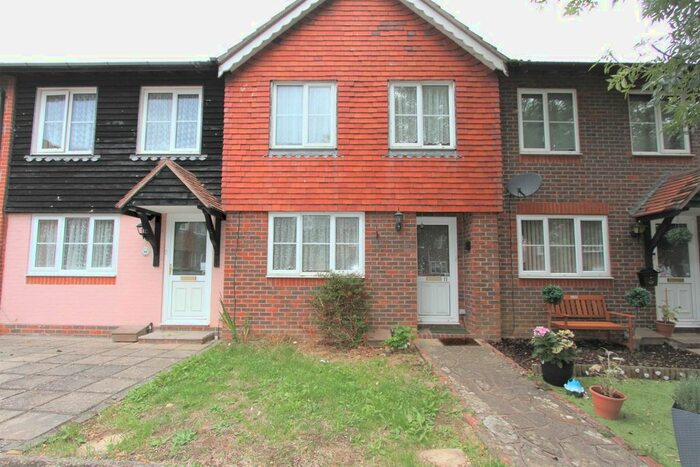3 Bedroom Terraced House To Rent In Brookenbee Close, Rustington, BN16