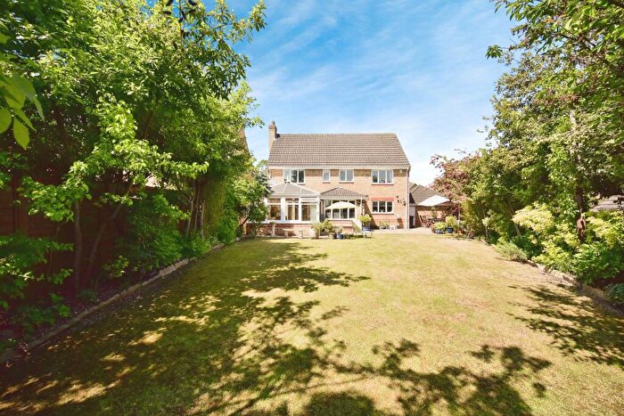 5 Bedroom Detached House For Sale In Cliveden Close, Allington, Maidstone, Kent, ME16