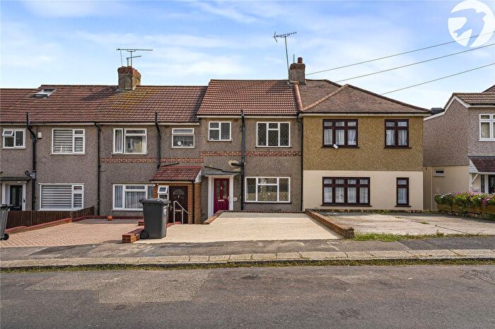3 Bedroom Terraced House For Sale In Oakfield Park Road, Wilmington, Kent, DA1
