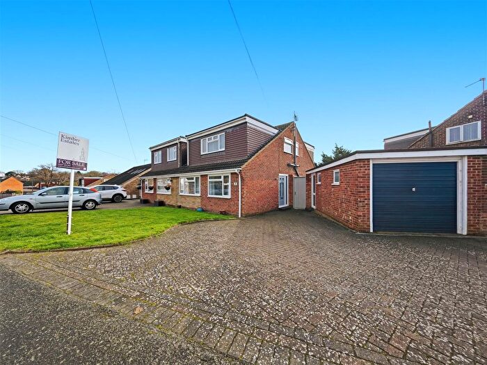 4 Bedroom Property For Sale In Hoades Wood Road, Sturry, Canterbury, CT2