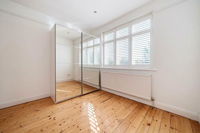 3 Bedroom Terraced House For Sale In West Oxford City, Oxfordshire, OX2