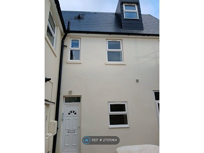 1 Bedroom Flat To Rent In London Road, Sevenoaks, TN13