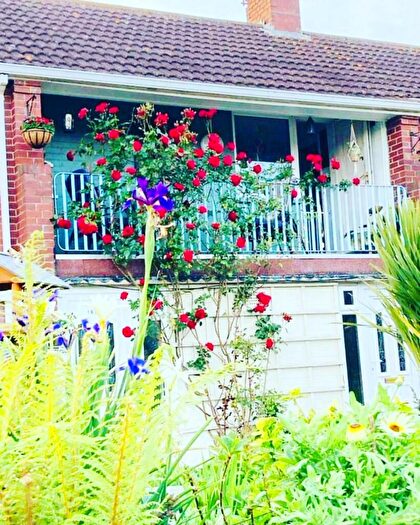 2 Bedroom Maisonette To Rent In Burnthouse Lane, Exeter, EX2