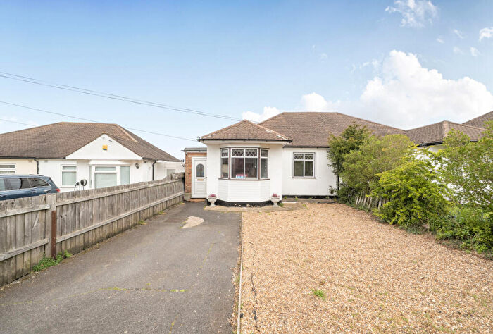 3 Bedroom Bungalow For Sale In Chalk Pit Avenue, Orpington, BR5