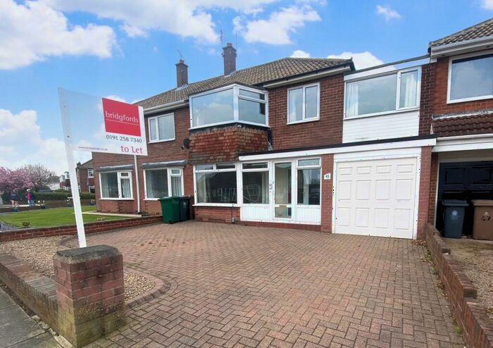 4 Bedroom House To Rent In Cragside, Whitley Lodge, NE26