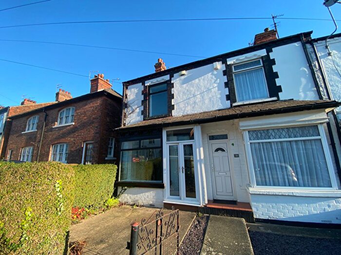 3 Bedroom End Of Terrace House To Rent In Victoria Avenue, Willerby, HU10