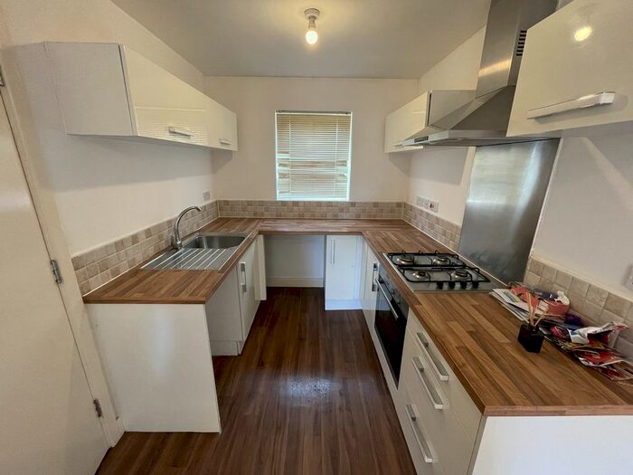 Town House To Rent In Staniforth Road, Sheffield, S9