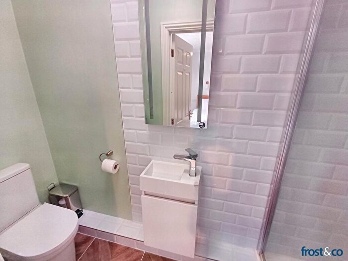 2 Bedroom Apartment To Rent In Alton Road, Lower Parkstone, BH14