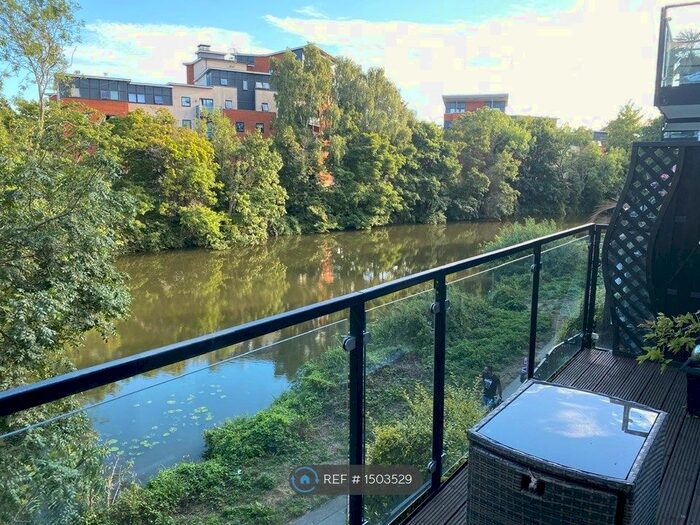 4 Bedroom End Of Terrace House To Rent In Clifford Way, Maidstone, ME16