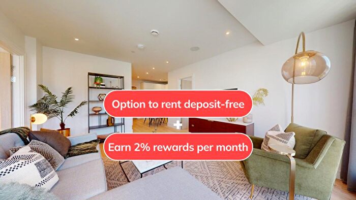 2 Bedroom Flat To Rent In Beverley Way, New Malden, SW20